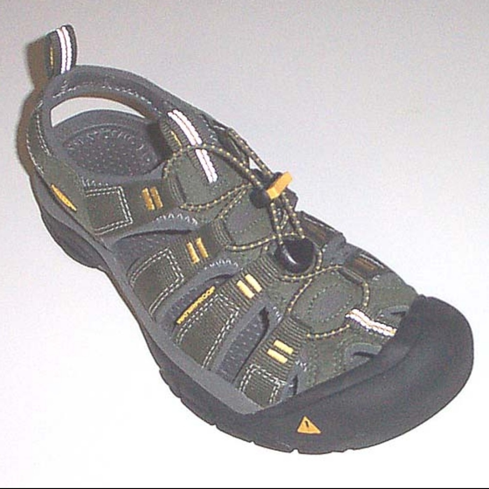 KEEN Women Newport H2 sport hiking sandal 7.5 US